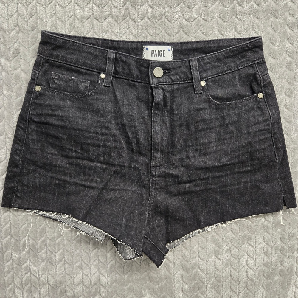 Paige Margot High Rise Denim Shorts Faded Night Black Raw Hem 28 WVJ820